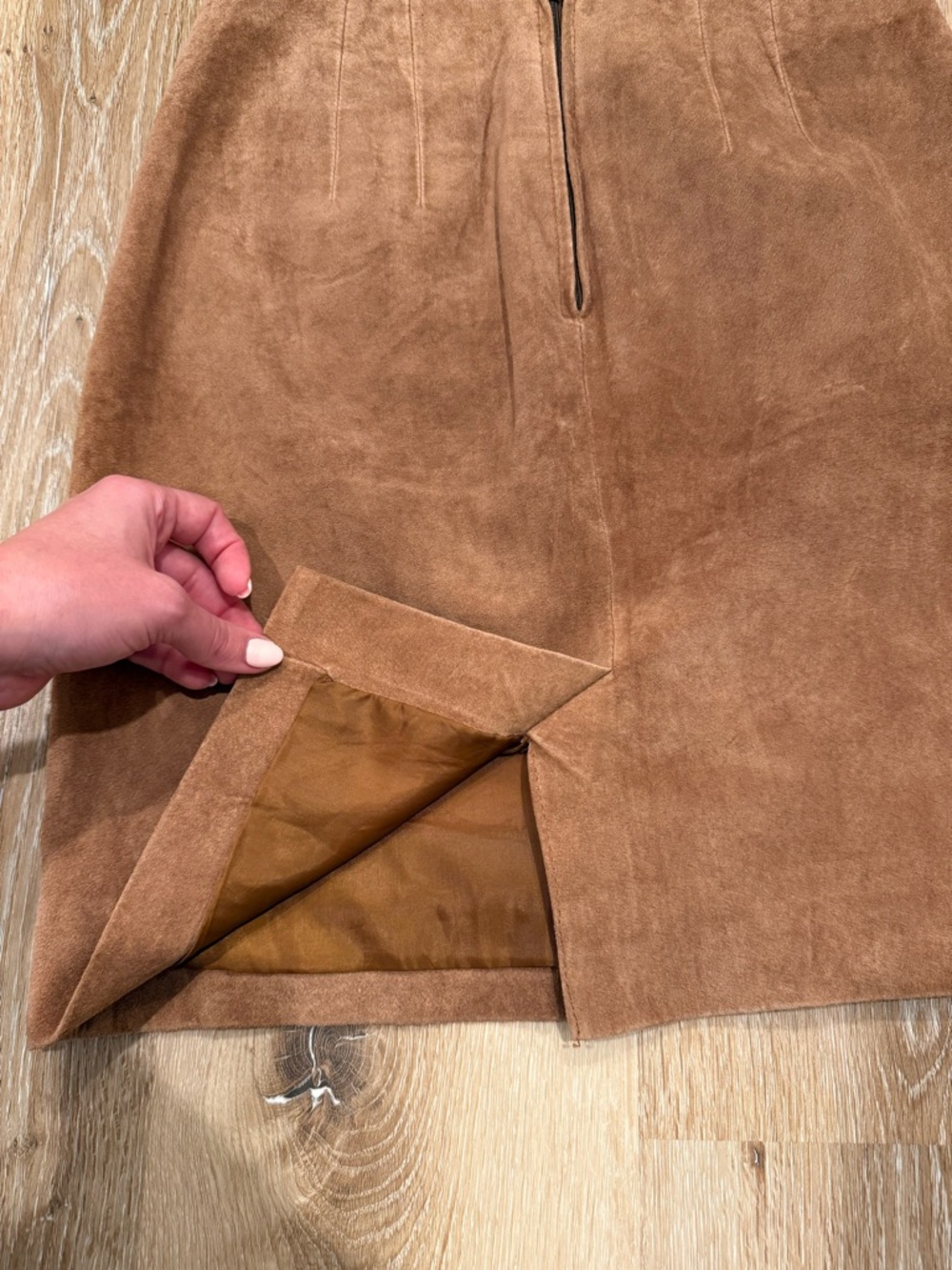 Hugo Buscati Brown Suede Mini Skirt - Picture 6 of 6